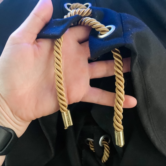 Black T-Shirt Dress with Gold Accent Side Slits L - Picture 4 of 6